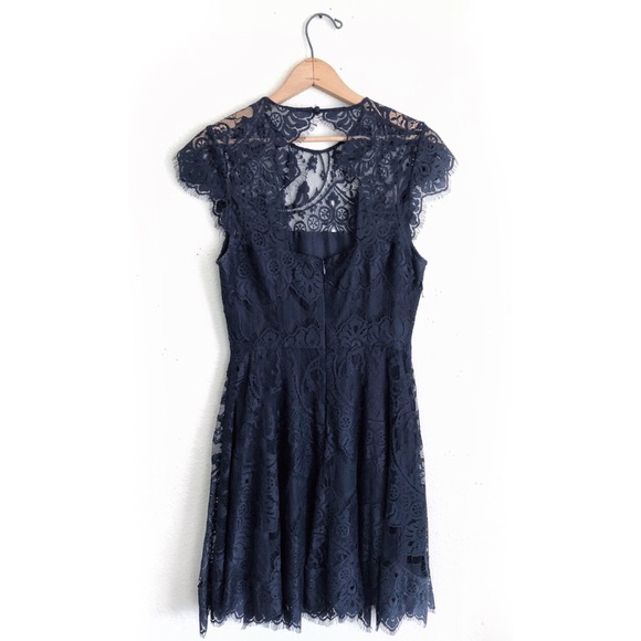 BB DAKOTA 'Rhianna' Dress - Picture 2 of 6